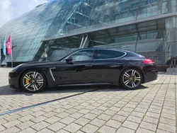 Schwarz Gebraucht 2015 Porsche Panamera Turbo S Limousine | 89.700 €