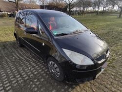 Schwarz Gebraucht 2006 Mitsubishi Colt Kleinwagen | 1.700 €