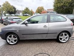 Grau Gebraucht 2006 Seat Ibiza Kleinwagen | 800 €