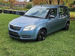 Blau Gebraucht 2007 Skoda Roomster Van / Kleinbus | 2.300 € (Fairer Preis)