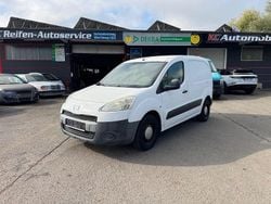 Weiß Gebraucht 2013 Peugeot Partner Avantage Van / Kleinbus | 4.990 € (Etwas zu teuer)