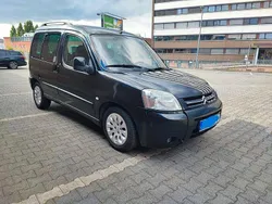 Schwarz Gebraucht 2006 Citroën Berlingo Exclusive Van / Kleinbus | 3.850 € (Teuer)
