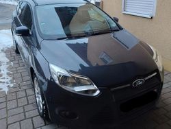 Blau Gebraucht 2011 Ford Focus Trend Kombi | 2.500 € (Fairer Preis)