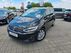 Schwarz Gebraucht 2019 VW Touran Highline Van / Kleinbus | 24.999 € (Guter Preis)