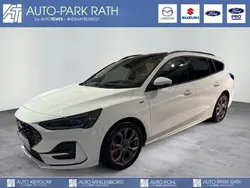 Weiß Gebraucht 2024 Ford Focus ST-Line Limousine | 33.490 € (Teuer)