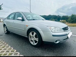 Silber Gebraucht 2002 Ford Mondeo Limousine | 3.600 € (Teuer)