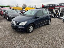 Blau Gebraucht 2007 Mercedes B170 Van / Kleinbus | 2.290 € (Fairer Preis)