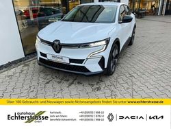 Weiß Gebraucht 2022 Renault Mégane Equilibre Kleinwagen | 24.950 € (Fairer Preis)