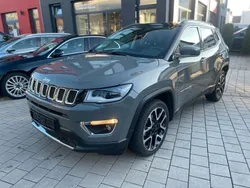 Stinggray clear coat Gebraucht 2020 Jeep Compass Limited SUV | 23.900 €