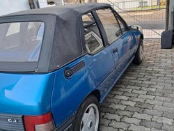 Blau Gebraucht 1992 Peugeot 205 Cabrio | 3.200 €