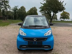 Blau Gebraucht 2013 Smart ForTwo Coupé Passion Coupé | 5.499 € (Etwas zu teuer)