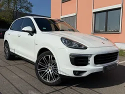 Weiß Gebraucht 2017 Porsche Cayenne S SUV | 41.990 € (Fairer Preis)