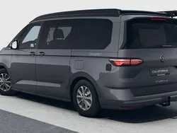 Medium blue metallic / dachfarbe medium blue metallic / dachfarbe Neu 2025 VW T7 California Van | 69.454 €