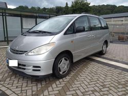 Silber Gebraucht 2003 Toyota Previa Van / Kleinbus | 5.800 € (Etwas zu teuer)