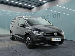 Schwarz Gebraucht 2024 VW Touran Move Van / Kleinbus | 34.750 € (Fairer Preis)