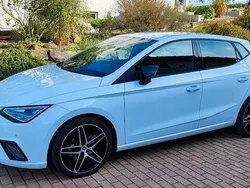 Weiß Gebraucht 2023 Seat Ibiza FR Kleinwagen | 22.500 € (Fairer Preis)