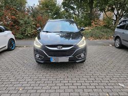 Schwarz Gebraucht 2015 Hyundai Tucson SUV | 7.500 €