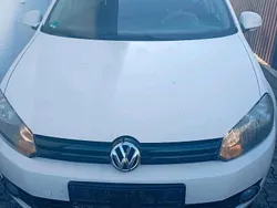 Weiß Gebraucht 2010 VW Golf VI Kombi | 2.250 € (Fairer Preis)