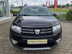 Perlmuttschwarz Gebraucht 2014 Dacia Sandero Prestige Kleinwagen | 5.999 € (Etwas zu teuer)