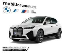 Weiss Gebraucht 2022 BMW iX Sport Line SUV | 45.406 € (Guter Preis)