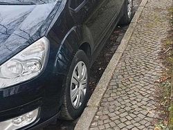 Schwarz Gebraucht 2009 Ford Galaxy Van / Kleinbus | 4.000 € (Fairer Preis)