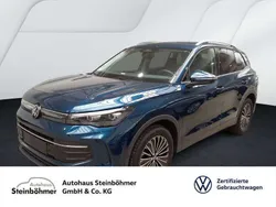 Night blue (blau) Gebraucht 2024 VW Tiguan Life SUV | 35.985 € (Guter Preis)
