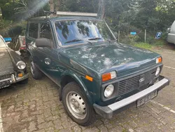 Blau Gebraucht 2011 Lada niva SUV | 6.885 € (Fairer Preis)