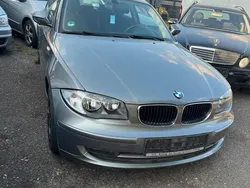 Grau Gebraucht 2010 BMW 120 Kleinwagen | 2.650 €