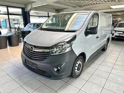 Silber Gebraucht 2019 Opel Vivaro Van | 17.490 € (Fairer Preis)