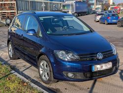 Blau Gebraucht 2010 VW Golf Plus Cross Team Van / Kleinbus | 5.500 € (Guter Preis)