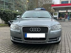 Grau Gebraucht 2007 Audi A4 Limousine | 2.900 € (Guter Preis)