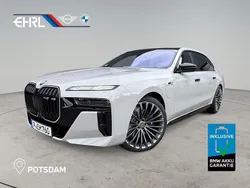 Weiß Gebraucht 2024 BMW M760e Executive Limousine | 149.940 €