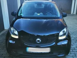 Schwarz Gebraucht 2016 Smart ForFour Basis Kleinwagen | 7.500 € (Fairer Preis)