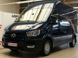 Blau Gebraucht 2017 Hyundai H 350 Van | 17.974 € (Teuer)