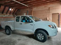 Weiß Gebraucht 2006 Toyota HiLux Abholung | 13.000 €