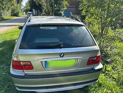 Grau Gebraucht 2004 BMW 318 Kombi | 1.845 €