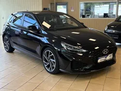 Schwarz Gebraucht 2021 Hyundai i30 N Line Limousine | 20.440 € (Fairer Preis)