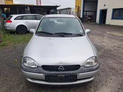Silber Gebraucht 1998 Opel Corsa Limousine | 1.700 € (Fairer Preis)
