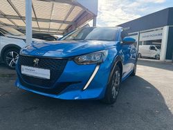 Blau Gebraucht 2021 Peugeot e-208 Allure Kleinwagen | 14.990 € (Fairer Preis)