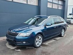 Blau Gebraucht 2014 Skoda Superb Exclusive Kombi | 7.950 € (Guter Preis)