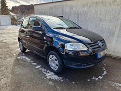Schwarz Gebraucht 2007 VW Fox Kleinwagen | 1.499 € (Fairer Preis)