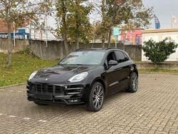 Schwarz Gebraucht 2018 Porsche Macan Turbo SUV | 35.900 € (Superpreis)