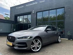 Grau Gebraucht 2020 Jaguar XE Limousine | 28.500 € (Fairer Preis)