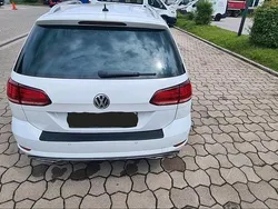Weiß Gebraucht 2017 VW Golf VII Comfortline Kombi | 15.000 € (Guter Preis)