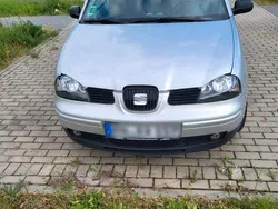 Silber Gebraucht 2003 Seat Arosa Kleinwagen | 1.500 €