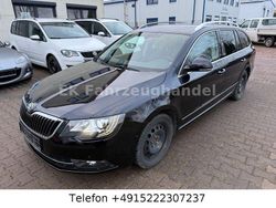 Schwarz Gebraucht 2013 Skoda Superb Elegance Kombi | 10.499 € (Fairer Preis)