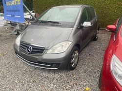 Grau Gebraucht 2010 Mercedes A160 Limousine | 2.950 € (Fairer Preis)