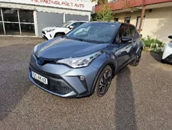 Sodalithblau met / dach schwa. Gebraucht 2023 Toyota C-HR Team SUV | 30.300 € (Teuer)