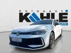 Pure white (weiß) Neu 2025 VW Passat R-line Kombi | 55.830 € (Teuer)
