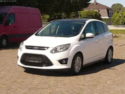 Weiß Gebraucht 2014 Ford C-MAX Titanium Van / Kleinbus | 8.701 € (Fairer Preis)